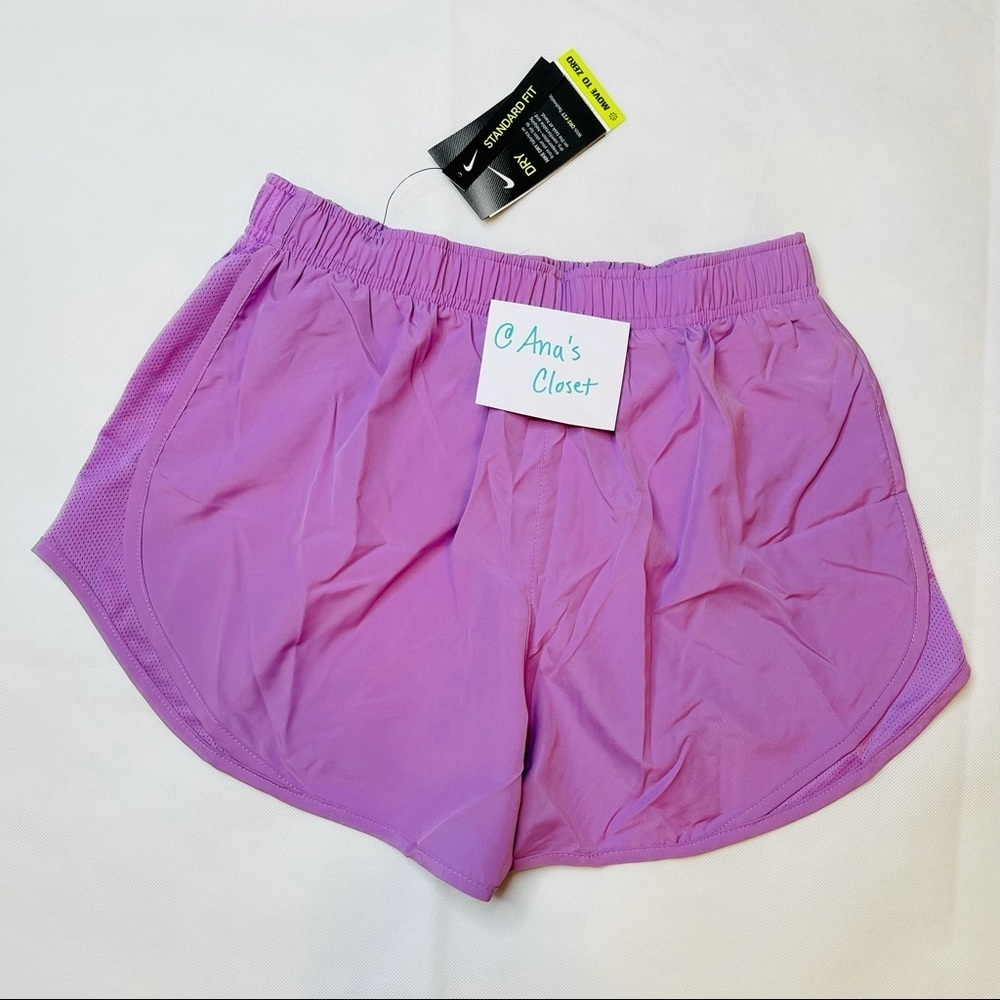 Nike | Women’s Running Shorts - Picture 5 of 7